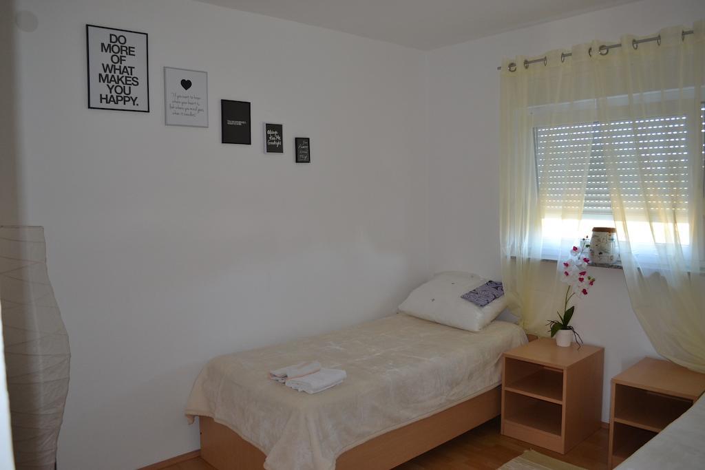 Apartments Danijela Zadar Quarto foto